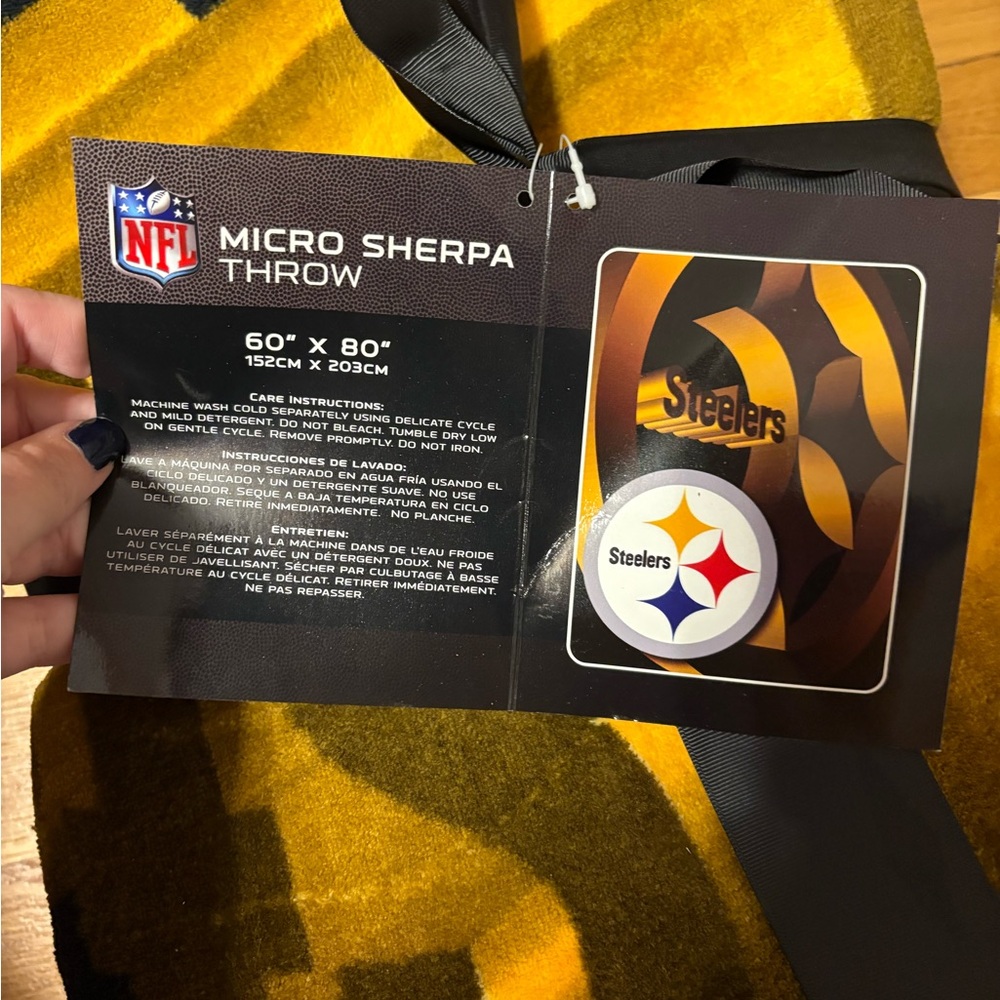 NFL Steelers Micro Sherpa Throw in Black and Gold - Picture 3 of 5